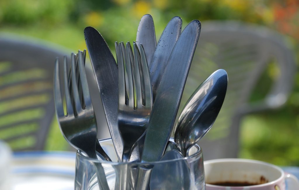 Comment pique-niquer sans fourchette ni couteau facilement ?