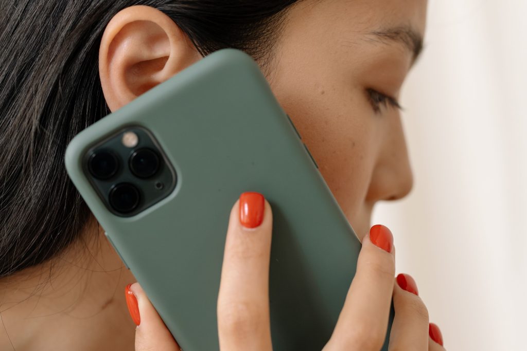 Comment savoir si votre téléphone est sur écoute ?