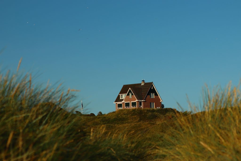 Isolation phonique : quelles solutions pour une maison plus calme ?