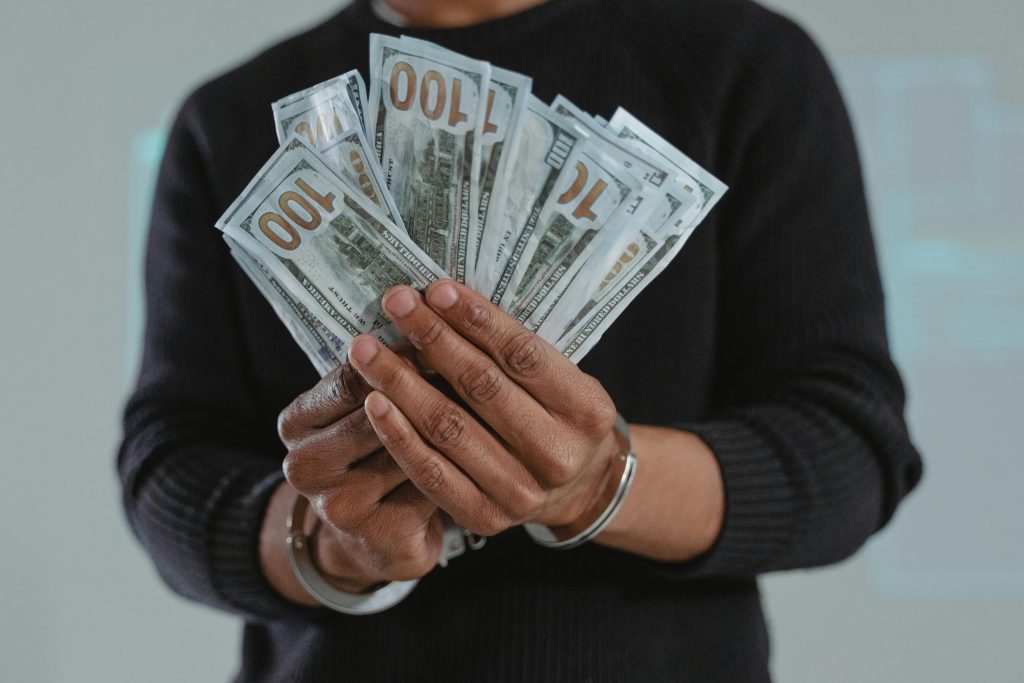 Pourquoi ne faut-il jamais prêter d'argent à ses proches ?